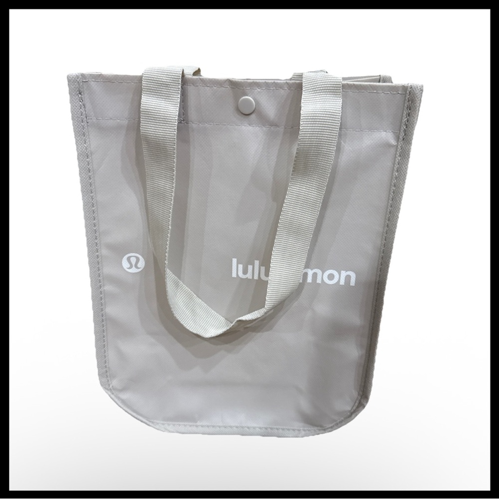 Lululemon Reusable Small Shopping Tote Bag Ecru Color 9.25X11X4.5 Snap Closure